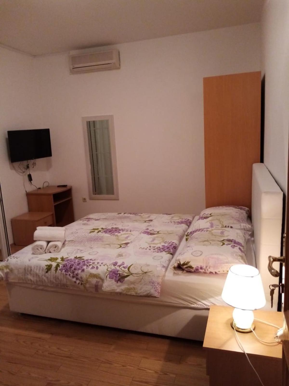 Marica Brodarica (Sibenik-Knin)